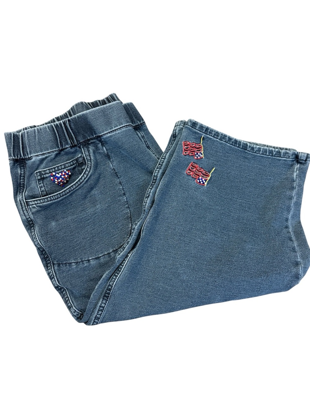 Quacker Factory Jeans Cropped Dream Jeannes American Flags Rhinestone Heart - Picture 2 of 12